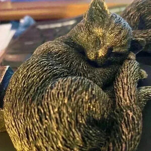 Potty Feet Sleeping Cat Curdled Up-Set of 3 Give your Plants a Lift